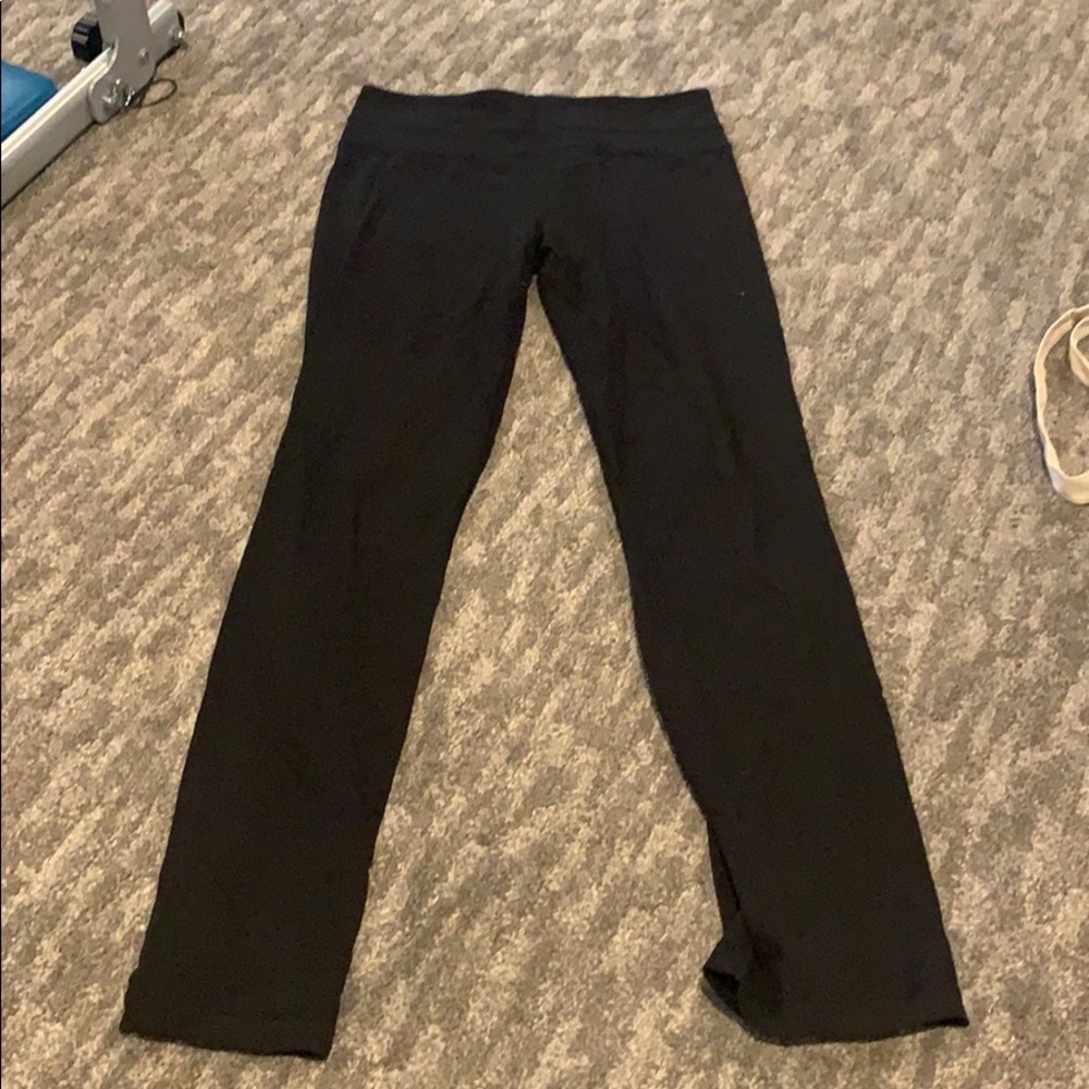 Lululemon black yoga pants